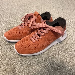 New Balance Sneakers Men’s 7.5 Never Worn